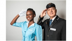 Uniforme et coiffure hôtesse de l'air